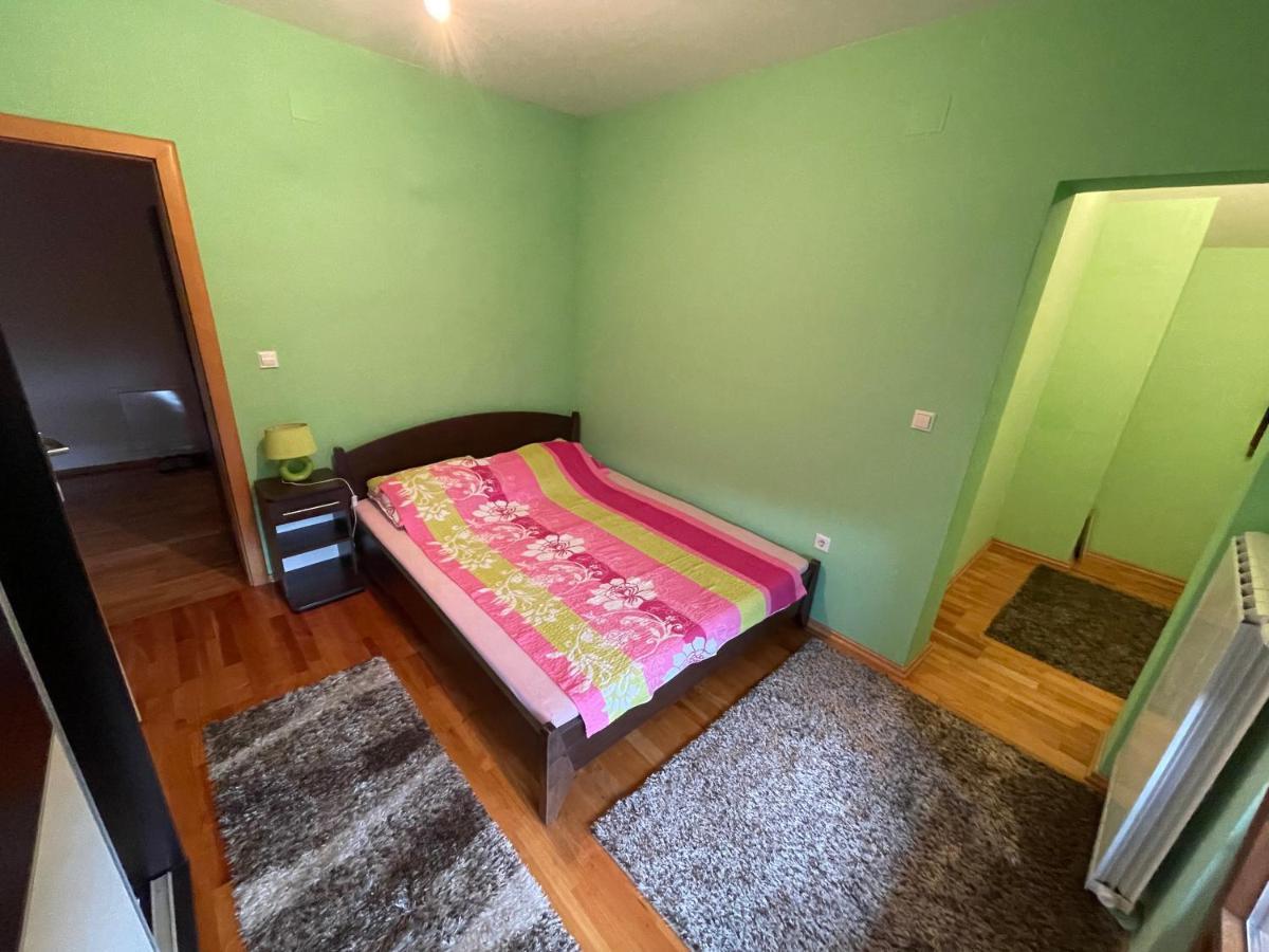 BihaćApartman Nurアパートメント エクステリア 写真
