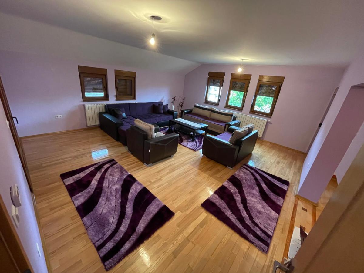 BihaćApartman Nurアパートメント エクステリア 写真